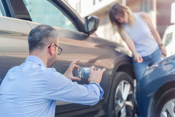 Professional Full Coverage Car Insurance technician working in East Palestine, OH